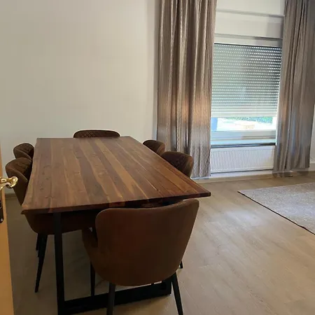 Mounterwohnung 2 公寓